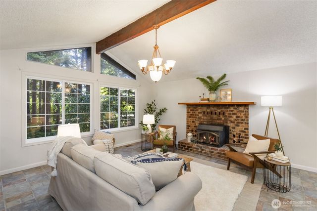 3840 NE Iverson Road, Poulsbo, WA 98370