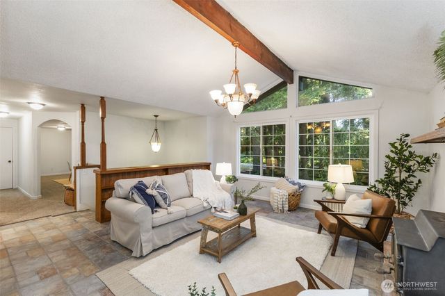 3840 NE Iverson Road, Poulsbo, WA 98370