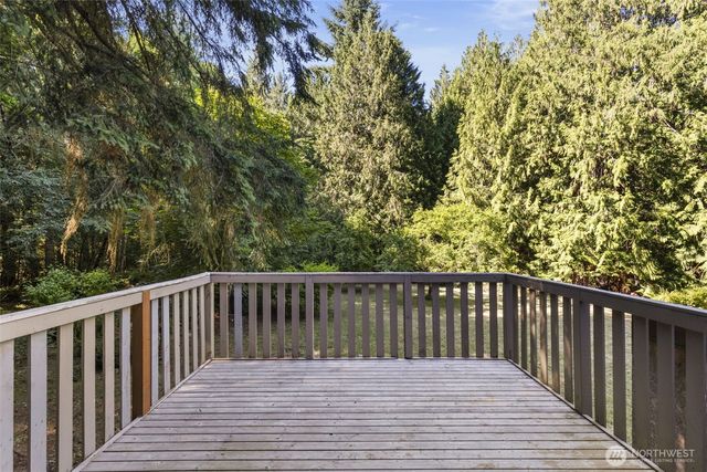 3840 NE Iverson Road, Poulsbo, WA 98370