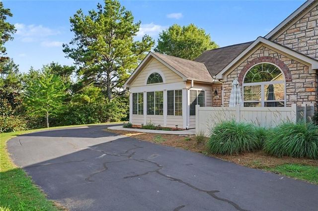 416 Kenley Court, Mcdonough, GA 30253