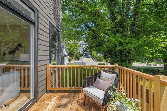 720 Oakwood Avenue 101, Raleigh, NC 27601