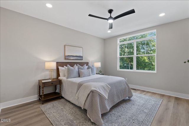 720 Oakwood Avenue 101, Raleigh, NC 27601
