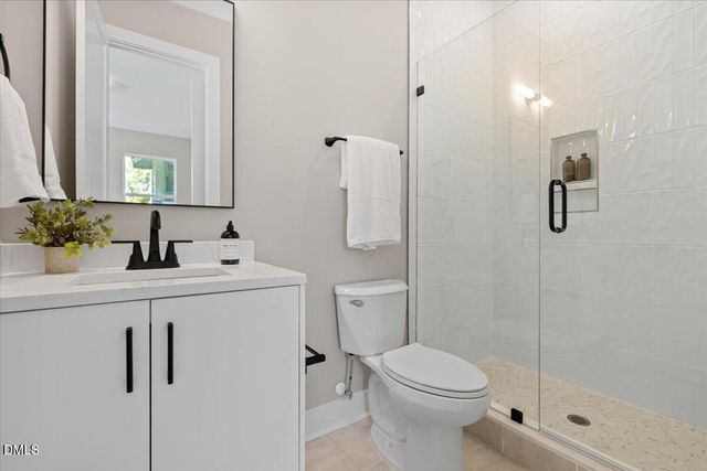 720 Oakwood Avenue 101, Raleigh, NC 27601