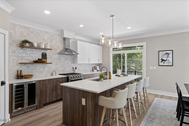 720 Oakwood Avenue 101, Raleigh, NC 27601