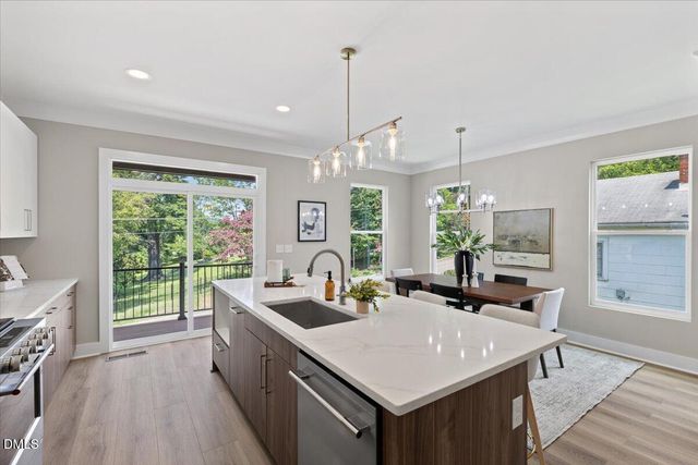 720 Oakwood Avenue 101, Raleigh, NC 27601