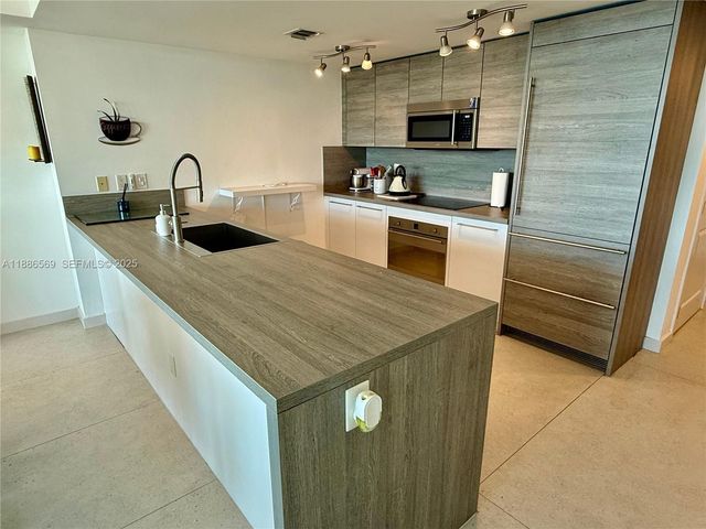 400 Sunny Isles Boulevard 916, Sunny Isles Beach, FL 33160