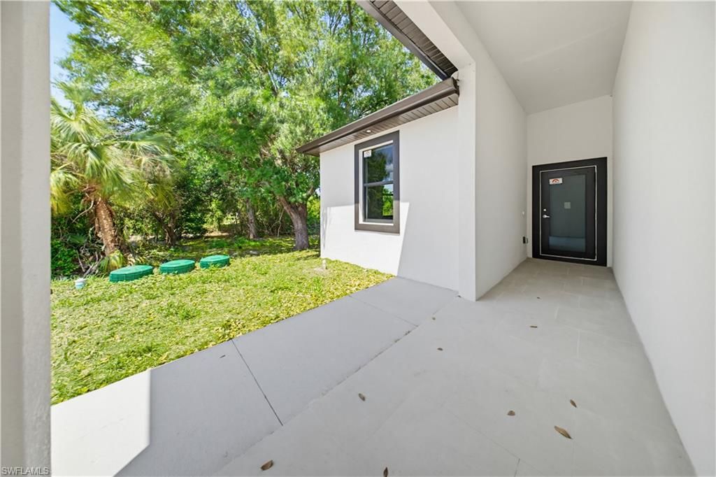 505-507 Piedmont ST, LEHIGH ACRES, FL 33974 — photo 3