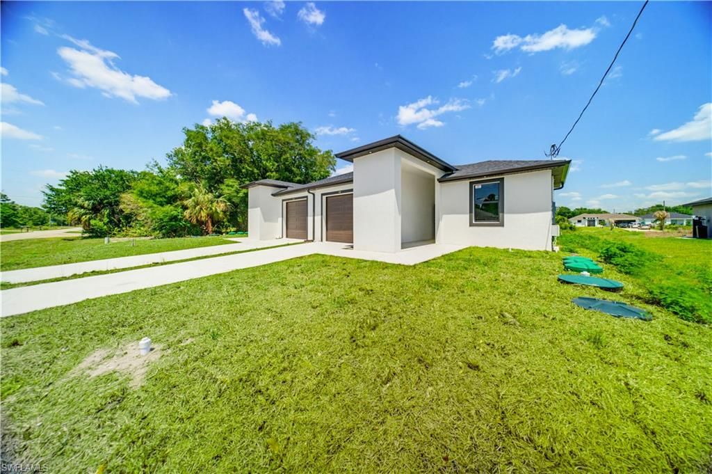 505-507 Piedmont ST, LEHIGH ACRES, FL 33974 — photo 4