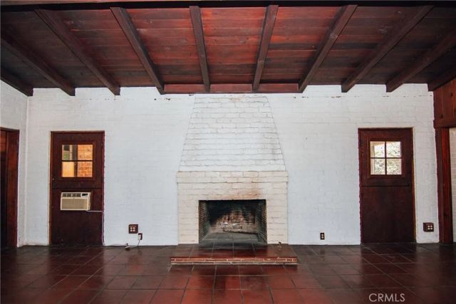 4405 Carpenter Avenue, Studio City, CA 91607