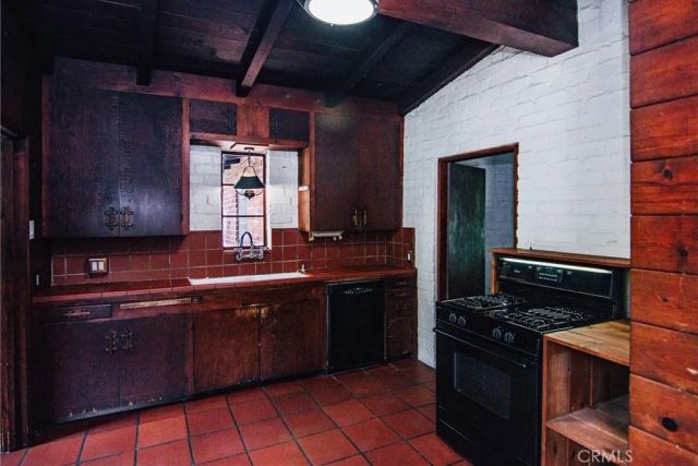 4405 Carpenter Avenue, Studio City, CA 91607