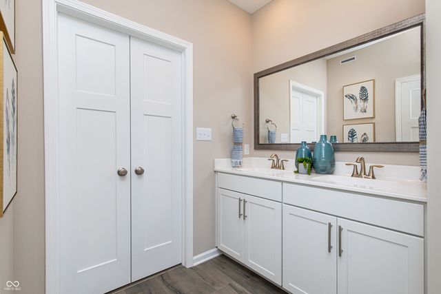 18462 Depoe Lane, Westfield, IN 46074