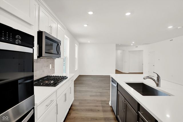 18462 Depoe Lane, Westfield, IN 46074