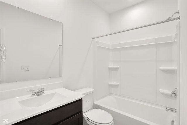 18462 Depoe Lane, Westfield, IN 46074