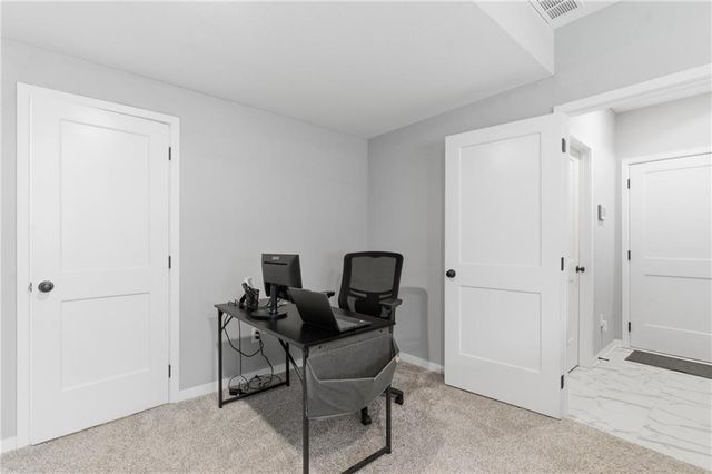 408 NW 40 Street, Kansas City, MO 64116