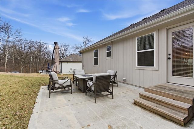 408 NW 40 Street, Kansas City, MO 64116