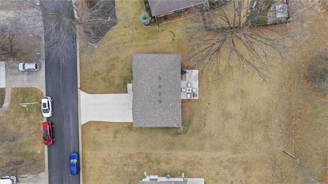 408 NW 40 Street, Kansas City, MO 64116