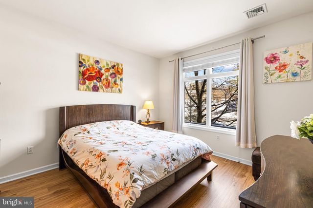 274 CARSON TER, Huntingdon Valley, PA 19006