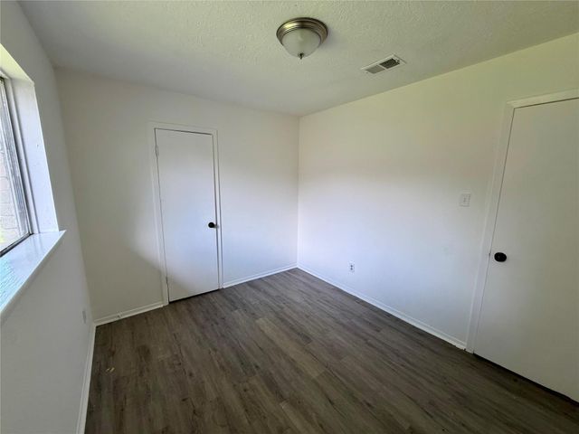 12818 Segrest Drive, Houston, TX 77047