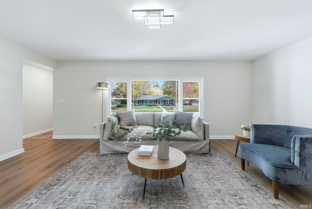 3905 Fernbank Drive, Fort Wayne, IN 46815