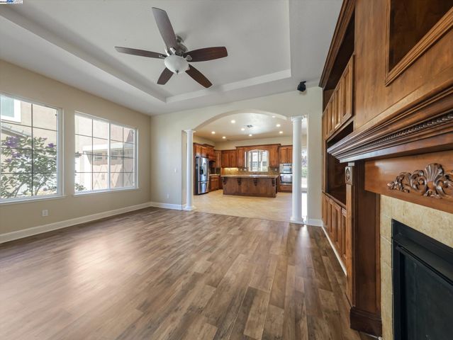 9216 Hallmark Pl, Vallejo, CA 94591