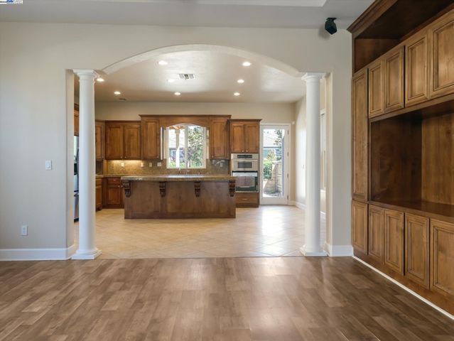 9216 Hallmark Pl, Vallejo, CA 94591