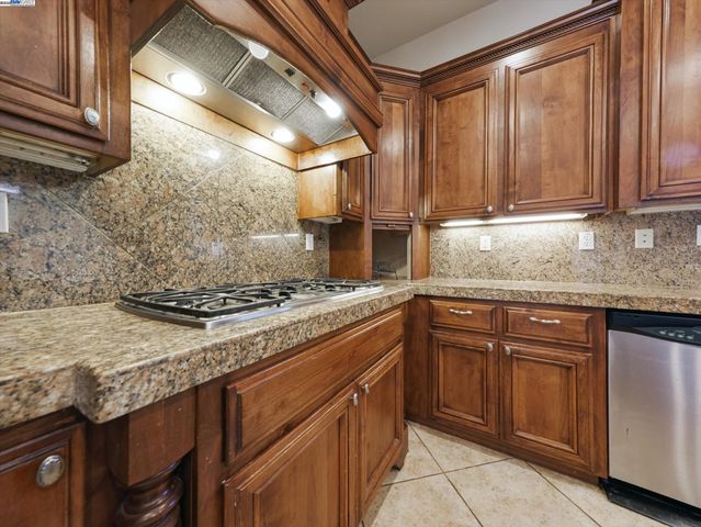 9216 Hallmark Pl, Vallejo, CA 94591