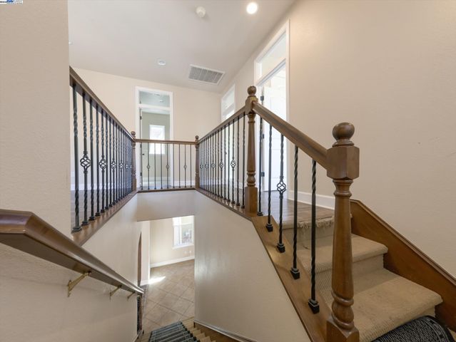 9216 Hallmark Pl, Vallejo, CA 94591