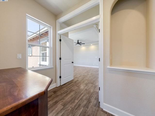 9216 Hallmark Pl, Vallejo, CA 94591