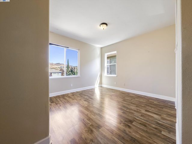 9216 Hallmark Pl, Vallejo, CA 94591