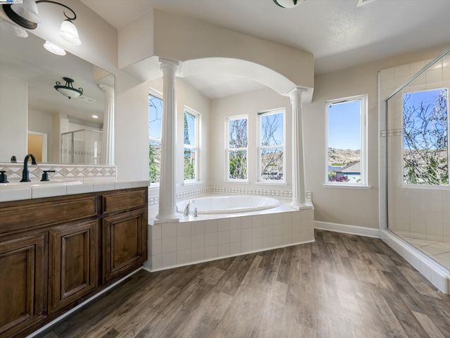 9216 Hallmark Pl, Vallejo, CA 94591