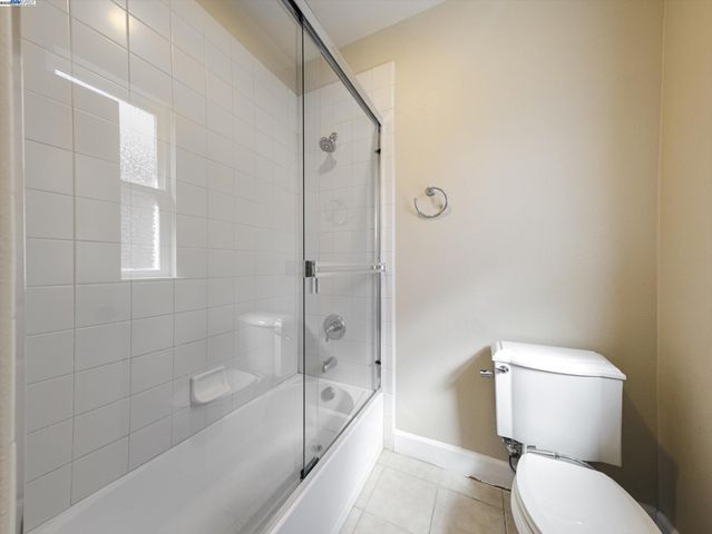 9216 Hallmark Pl, Vallejo, CA 94591