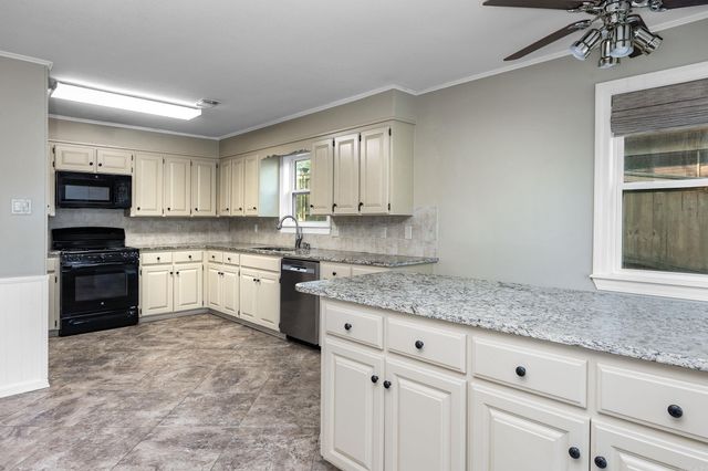 104 Stately Point, Hot Springs, AR 71913