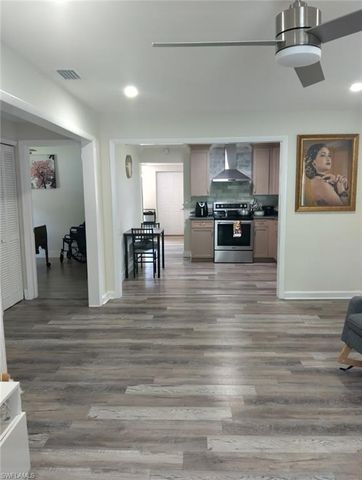 257 Evergreen RD, North Fort Myers, FL 33903