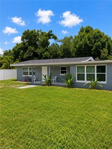 257 Evergreen RD, North Fort Myers, FL 33903