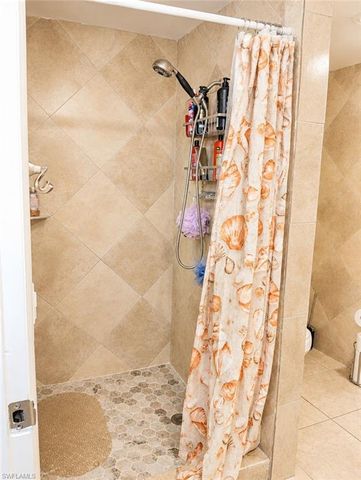 257 Evergreen RD, North Fort Myers, FL 33903