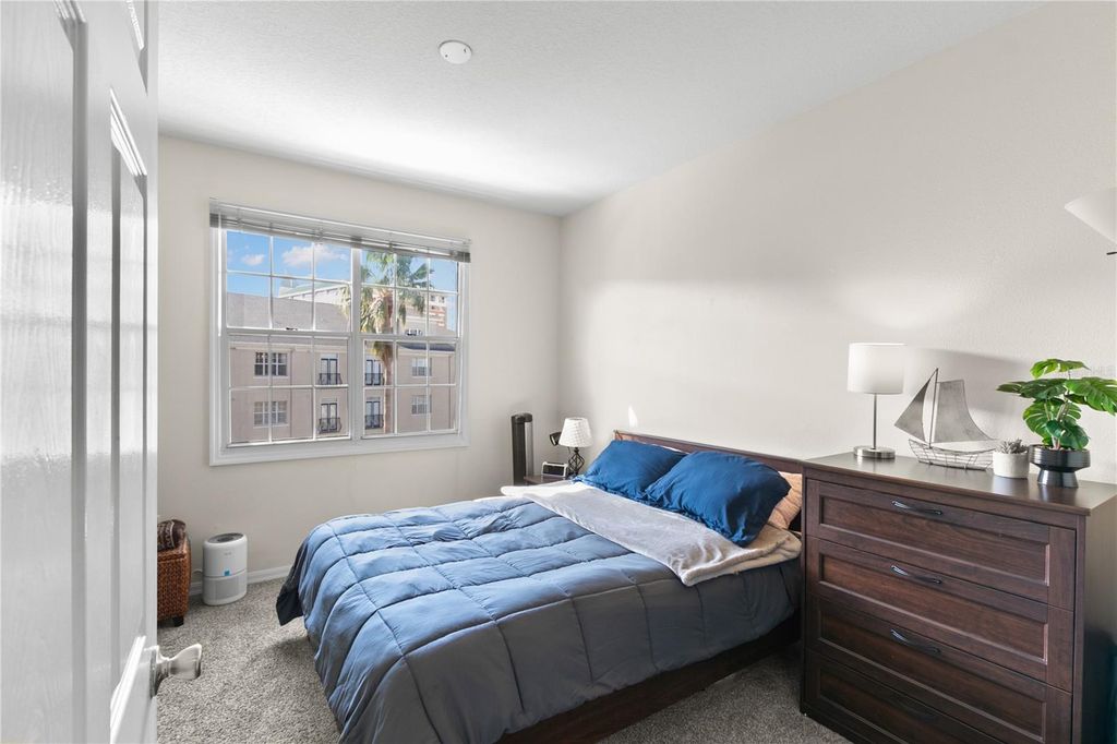 Image 20 of property listing at 501 KNIGHTS RUN AVENUE 1310, Tampa, FL 33602