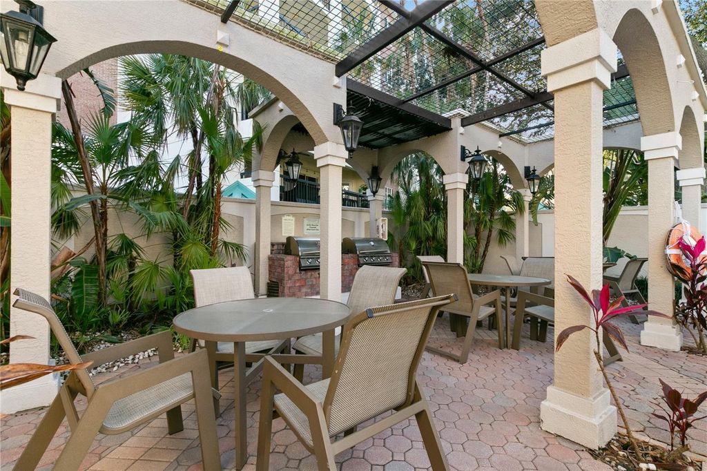 Image 31 of property listing at 501 KNIGHTS RUN AVENUE 1310, Tampa, FL 33602