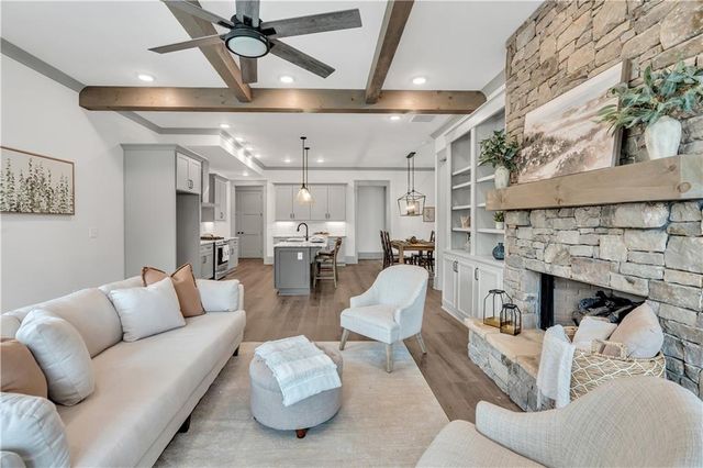 85 Villa Vista 27, Jasper, GA 30143