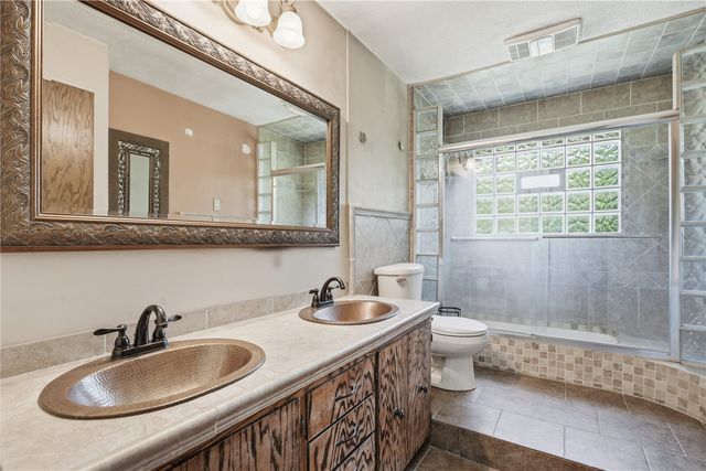 1145 Vogt Street, Robins, IA 52325