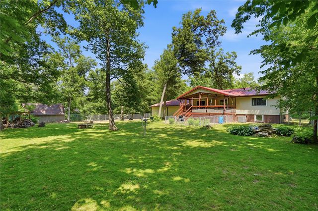 1145 Vogt Street, Robins, IA 52325