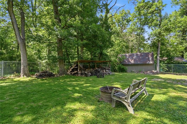 1145 Vogt Street, Robins, IA 52325
