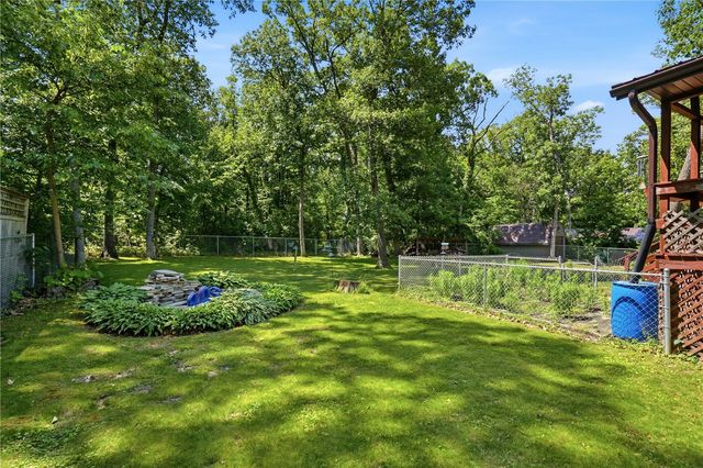 1145 Vogt Street, Robins, IA 52325