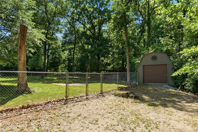 1145 Vogt Street, Robins, IA 52325