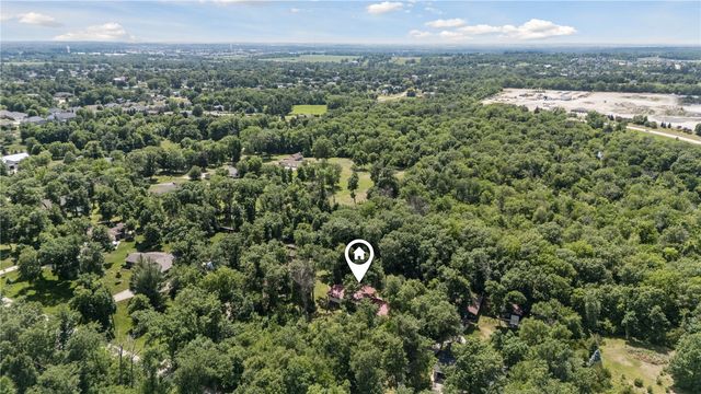 1145 Vogt Street, Robins, IA 52325