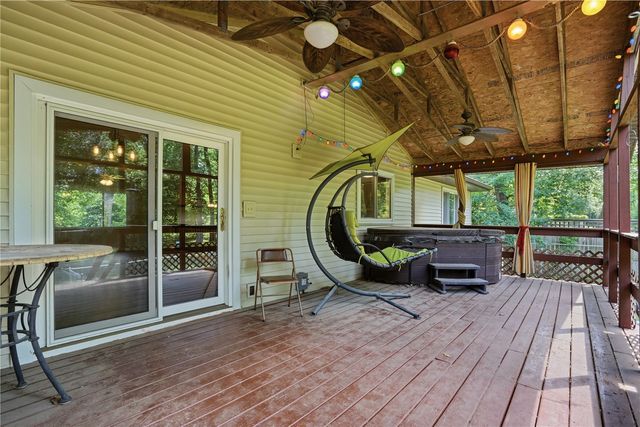 1145 Vogt Street, Robins, IA 52325