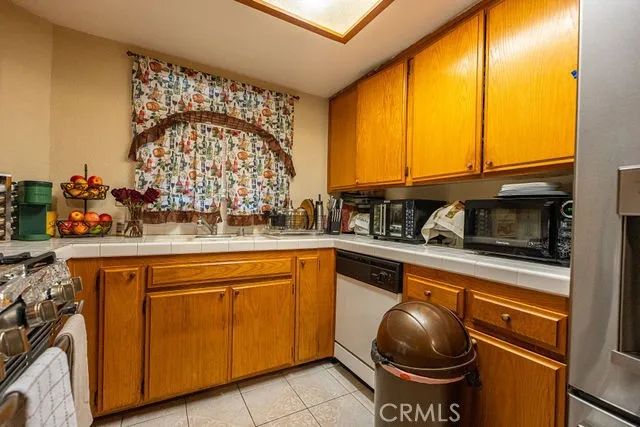 6100 Rugby Avenue 105, Huntington Park, CA 90255