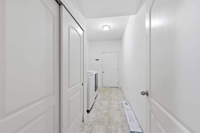 780 Redwood Lane, Lewis Center, OH 43035