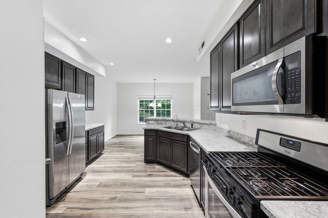 780 Redwood Lane, Lewis Center, OH 43035