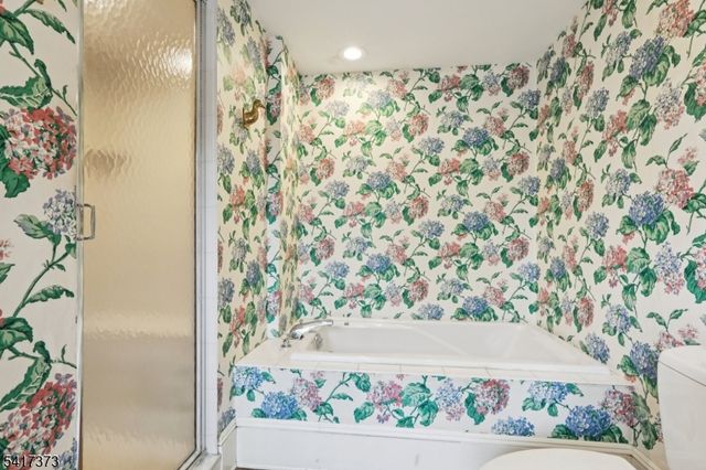 167 Hobart Ave, Millburn Twp., NJ 07078