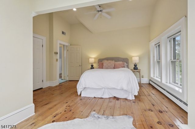 167 Hobart Ave, Millburn Twp., NJ 07078